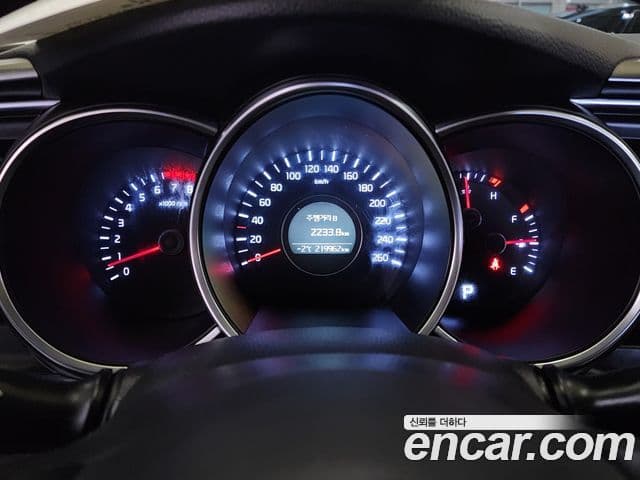 Kia The / новый New K5 LPI Deluxe, 2014 4