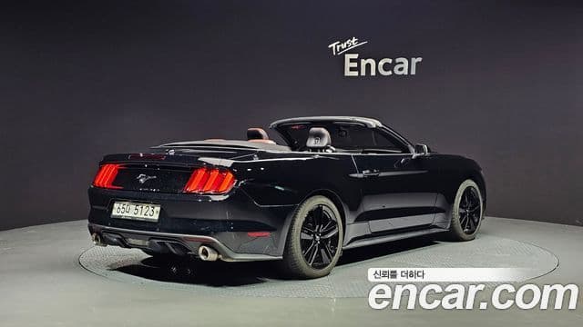 Ford Mustang кабриолет, 2017 2