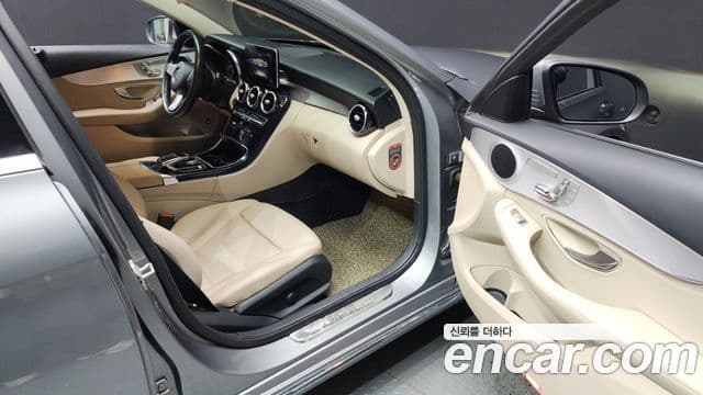 Mercedes-Benz C-класс W205 Avantgarde, 2015 11