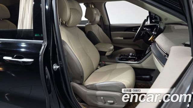 Kia Carnival 4세대 Signature, 2021 10