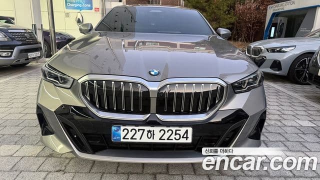 BMW 5시리즈 (G60) 520i M Sport, 2026 1