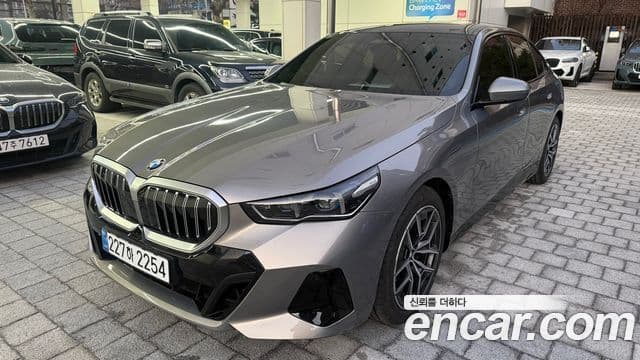 BMW 5시리즈 (G60) 520i M Sport, 2026 4