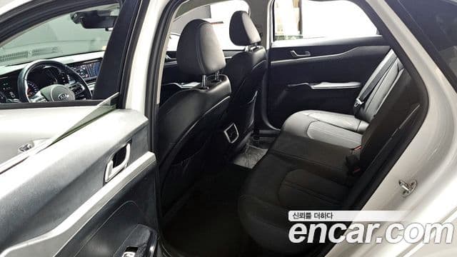 Kia K5 гибрид 3세대 Prestige, 2020 11