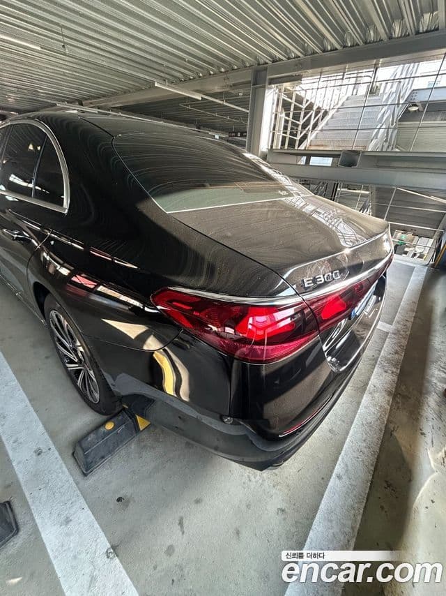 Mercedes-Benz E-класс W214 Exclusive, 2026 8