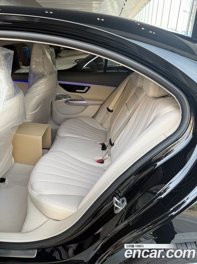 Mercedes-Benz E-класс W214 Exclusive, 2026 13