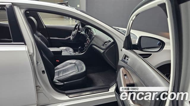 Kia K5 Prestige, 2013 10