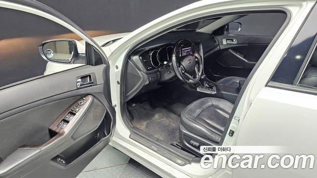 Kia K5 Prestige, 2013 11