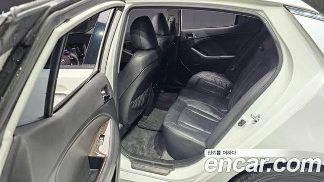 Kia K5 Prestige, 2013 12