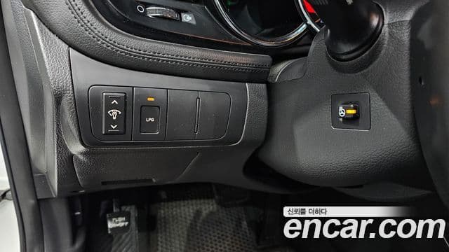 Kia K5 Prestige, 2013 14