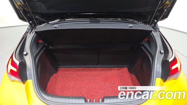 Hyundai Veloster (JS) Core, 2020 20