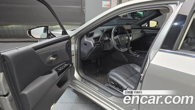 Lexus ES300h 7세대 Luxury Plus, 2023 10