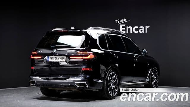 BMW X7 (G07) xDrive 40d M Sport 6인승, 2023 2