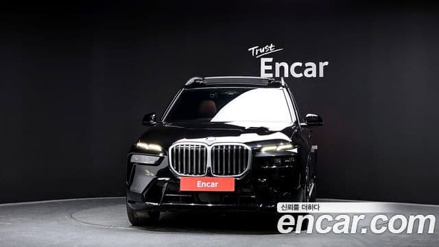 BMW X7 (G07) xDrive 40d M Sport 6인승, 2023 3