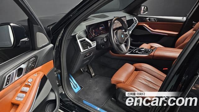 BMW X7 (G07) xDrive 40d M Sport 6인승, 2023 11
