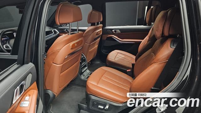 BMW X7 (G07) xDrive 40d M Sport 6인승, 2023 12