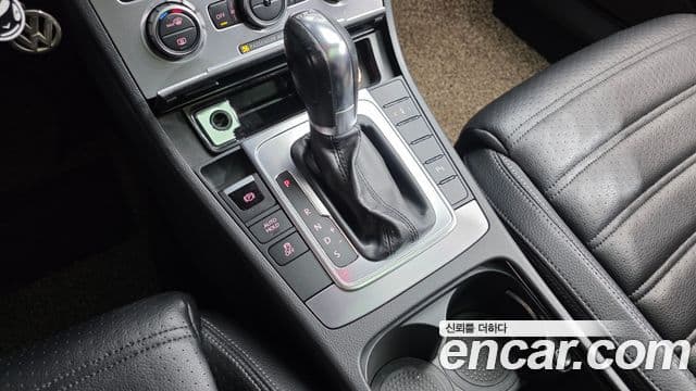 Volkswagen New CC 2.0 TSI, 2013 9