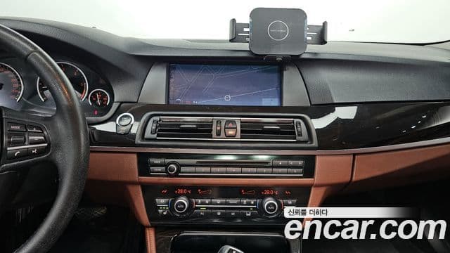 BMW 5시리즈 (F10), 2012 15