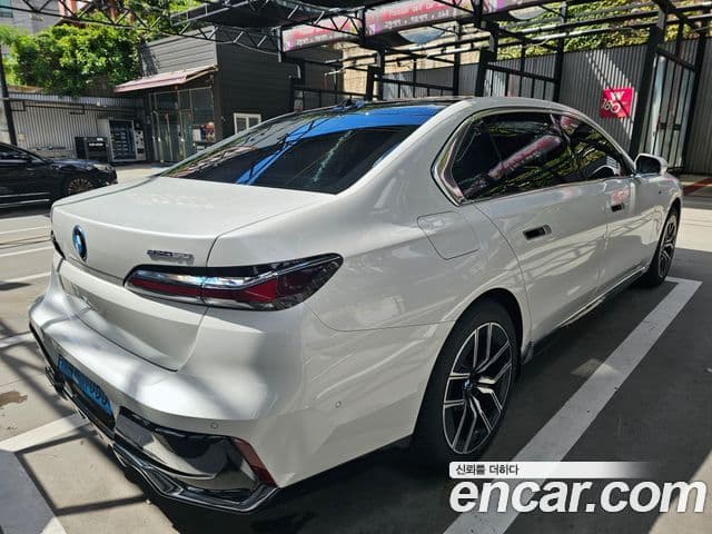 BMW i7 (G70) eDrive 50 M Sport Limited, 2025 1