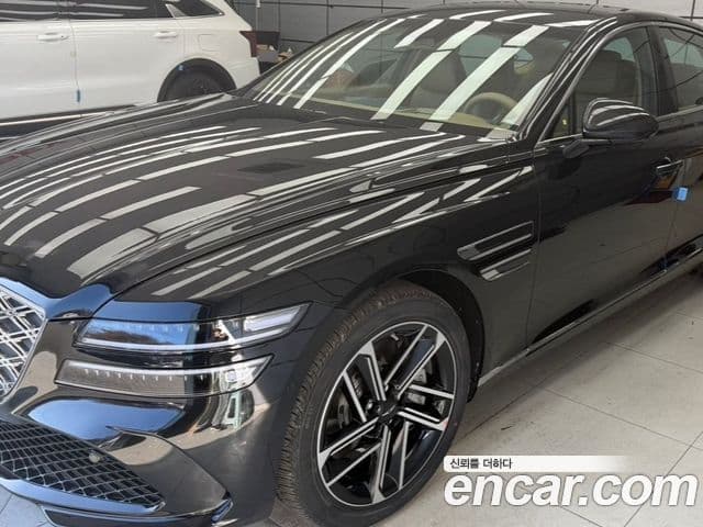 Genesis G80 (RG3) бензин 2.5 турбо AWD, 2026 3