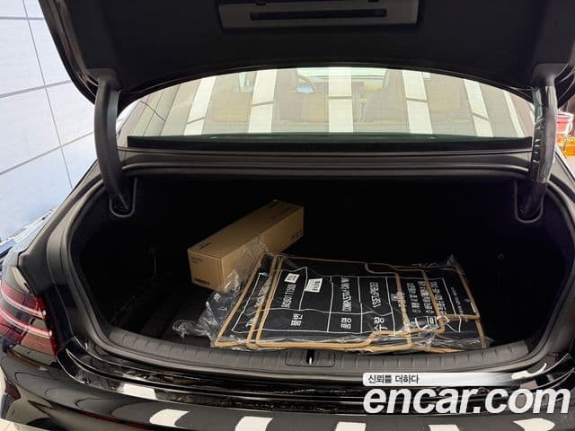 Genesis G80 (RG3) бензин 2.5 турбо AWD, 2026 11