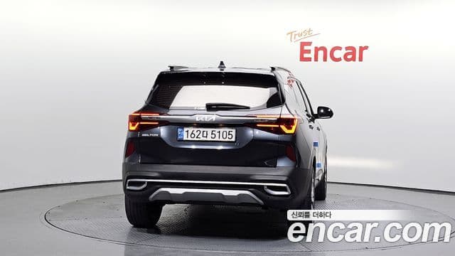 Kia Seltos Signature, 2023 4