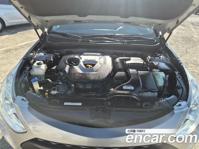 Hyundai Sonata гибрид Royal, 2012 7