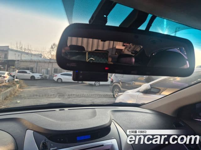 Hyundai Sonata гибрид Royal, 2012 10