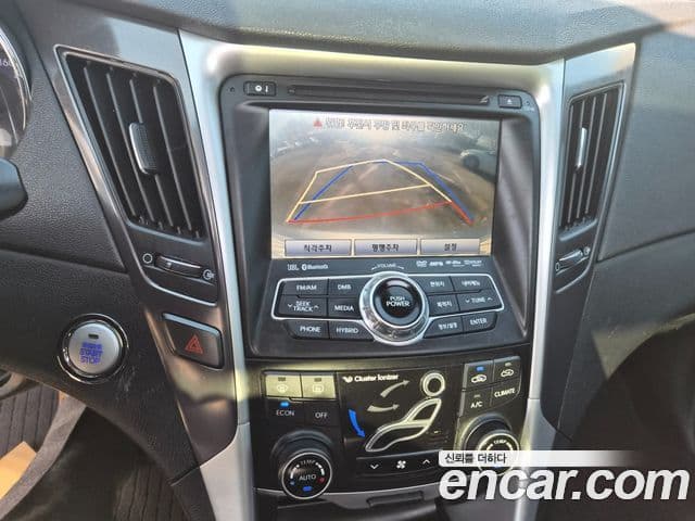 Hyundai Sonata гибрид Royal, 2012 14