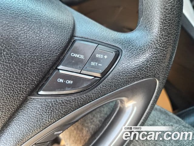 Hyundai Sonata гибрид Royal, 2012 17