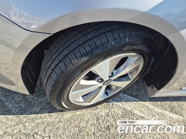 Hyundai Sonata гибрид Royal, 2012 19