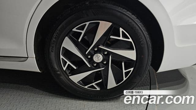 Hyundai The / новый New Grandeur IG гибрид Le Blanc, 2022 все фото