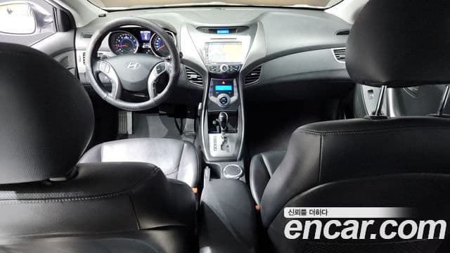 Hyundai Avante MD M16 GDI Avenue, 2013 7