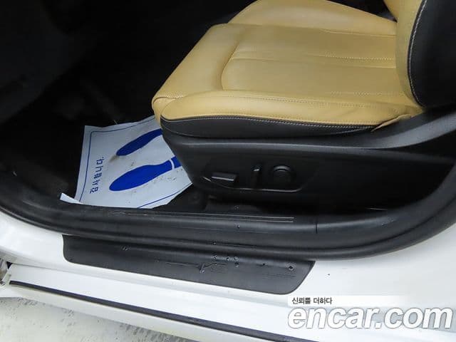 Kia K5 гибрид 3세대 Prestige, 2023 14