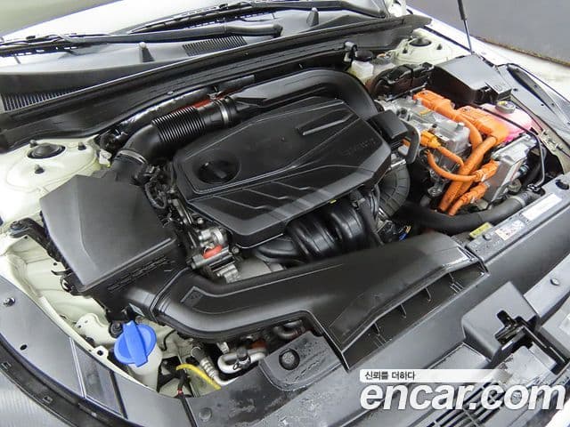 Kia K5 гибрид 3세대 Prestige, 2023 19