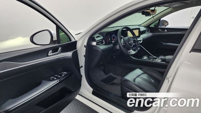 Kia K5 3세대 Prestige, 2022 10