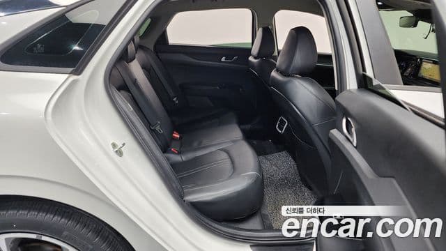 Kia K5 3세대 Prestige, 2022 12