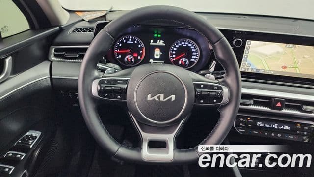 Kia K5 3세대 Prestige, 2022 13
