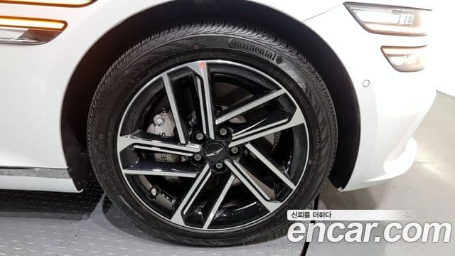 Genesis G80 (RG3) бензин 2.5 турбо AWD, 2025 все фото