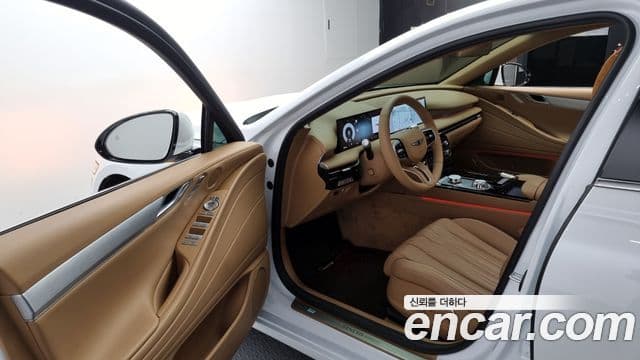Genesis G80 (RG3) бензин 2.5 турбо AWD, 2025 10