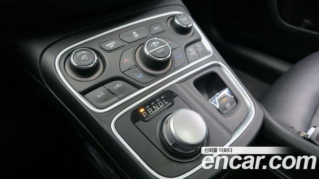 크라이슬러 200 2세대 2.4 C, 2015 9