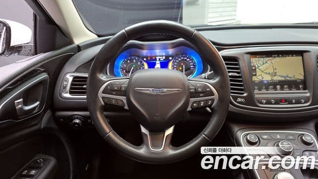 크라이슬러 200 2세대 2.4 C, 2015 13