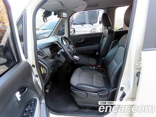 Kia The / новый New Ray Signature, 2022 все фото