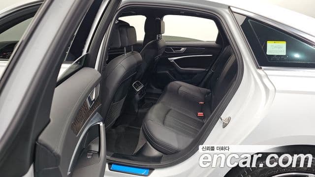 Audi A6 (C8) Premium, 2022 11