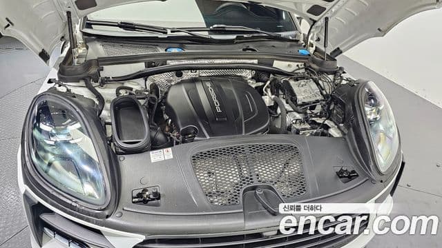 Porsche Macan 95B, 2021 6