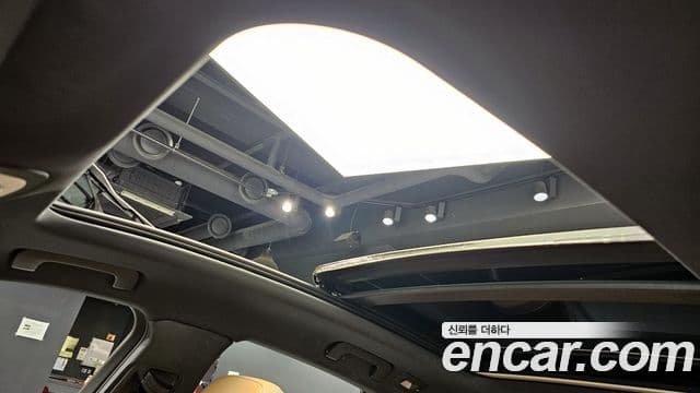 Porsche Macan 95B, 2021 16