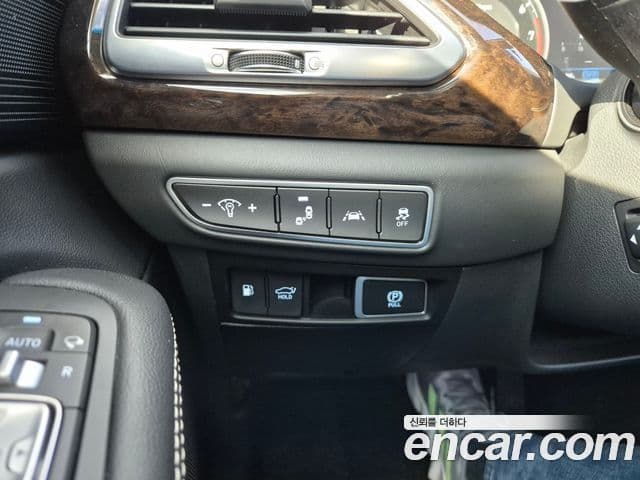 Genesis G90 Luxury, 2019 10