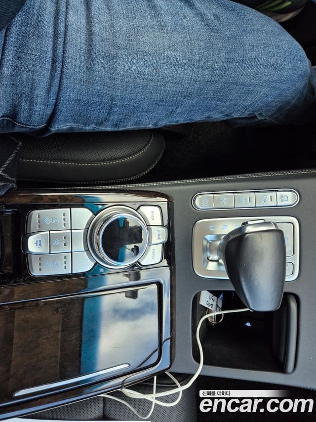 Genesis G90 Luxury, 2019 13