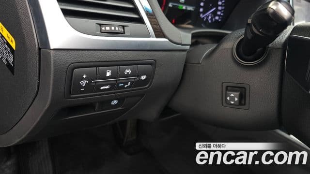 Genesis G80 Premium Luxury, 2019 18