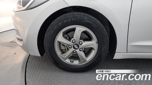 Hyundai Avante AD 1.6 GDI Smart, 2016 все фото