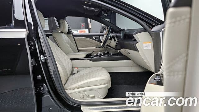 Kia K8 гибрид Signature, 2022 10